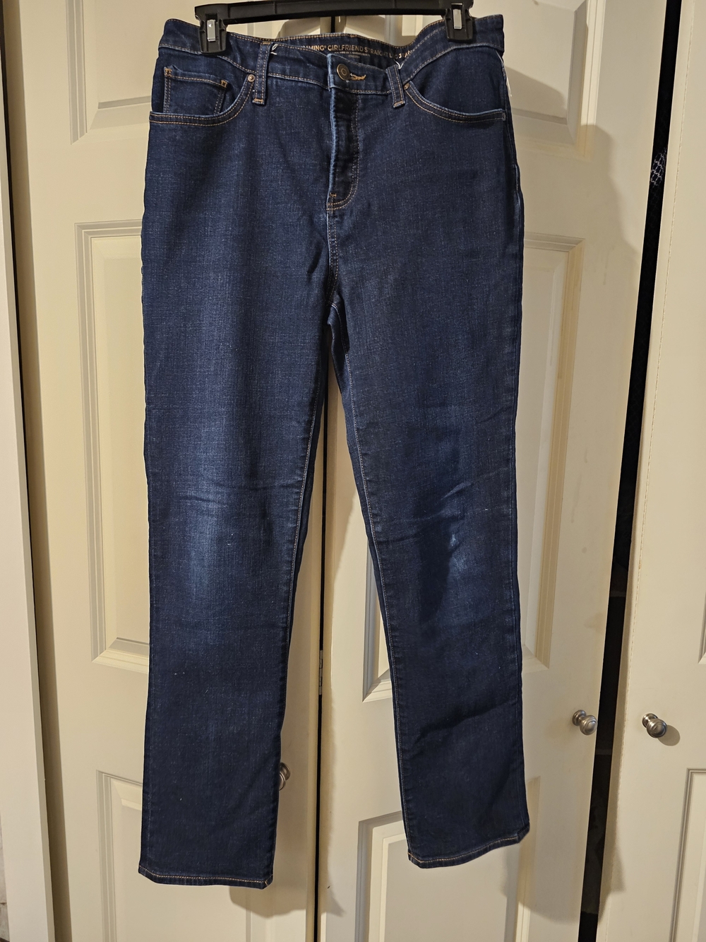 Chico's Women's Straight Leg Jeans in Dark Indigo
